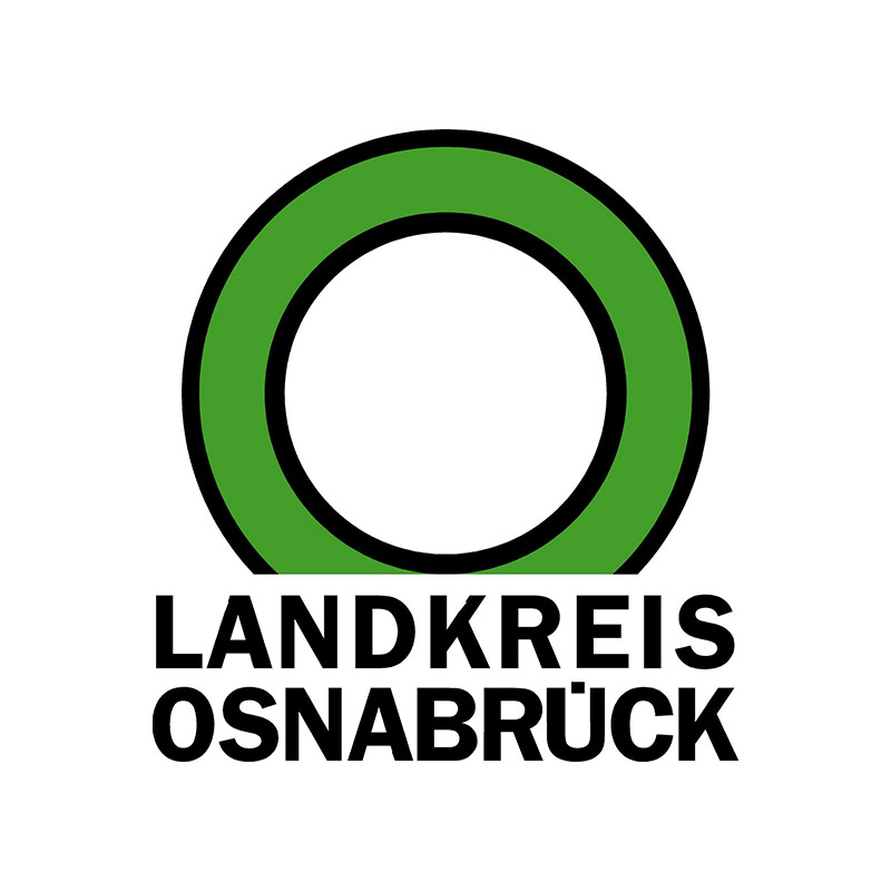 Grünes, geschlossenes Kreis-Logo mit schwarzem Rand, darunter Text "LANDKREIS OSNABRÜCK".